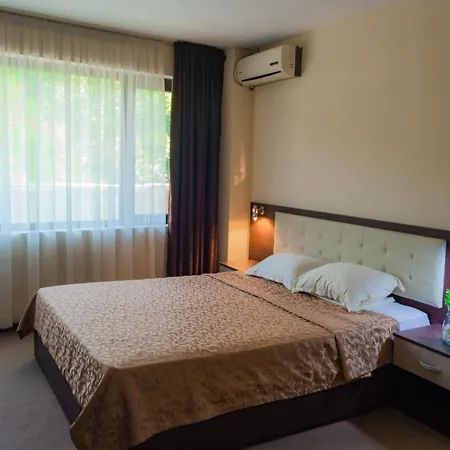 българия Hotel 4*